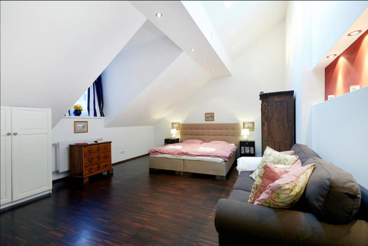 Vienna Penthouse 1 Appartement Buitenkant foto